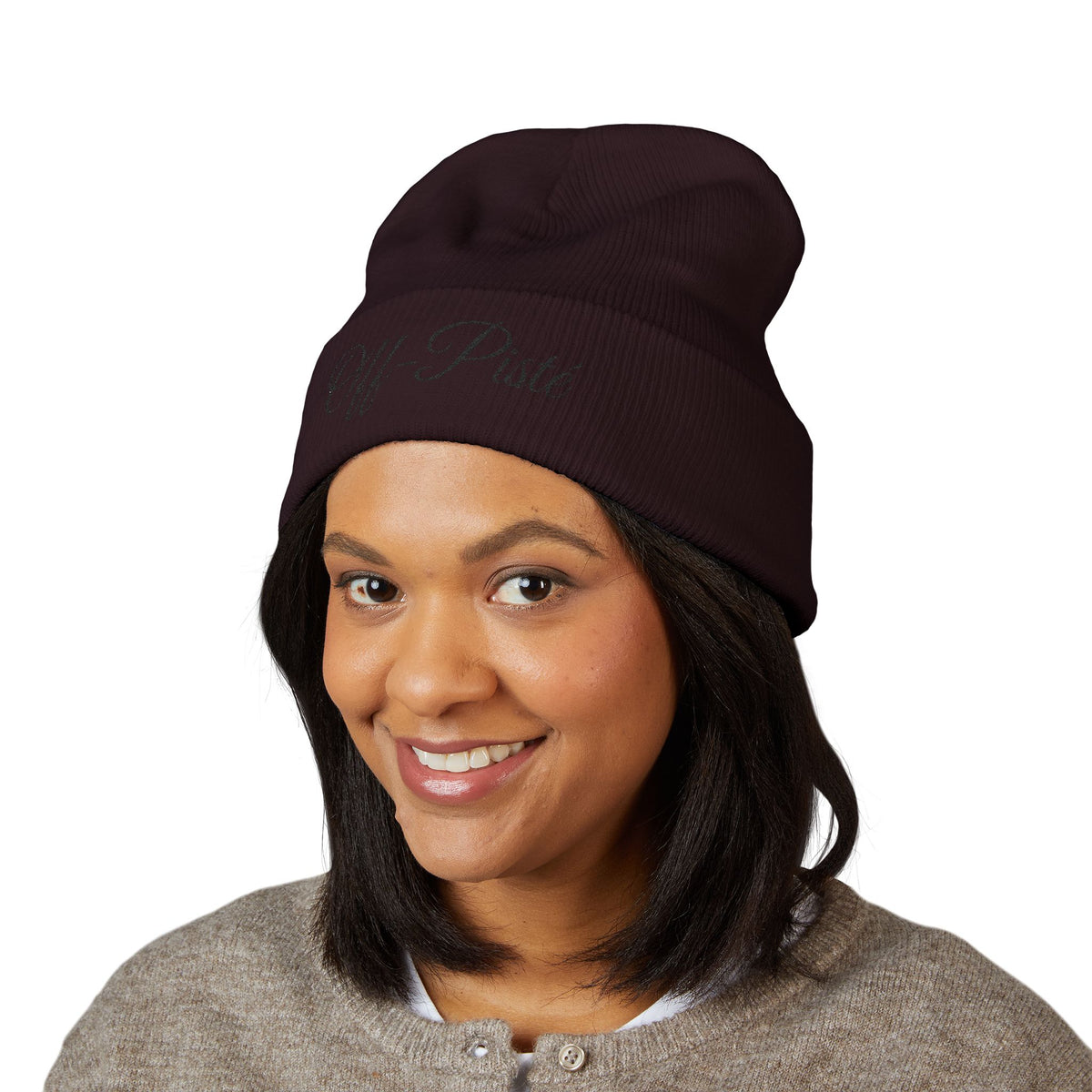 Off-Pisté Embroidered Cuffed Beanie